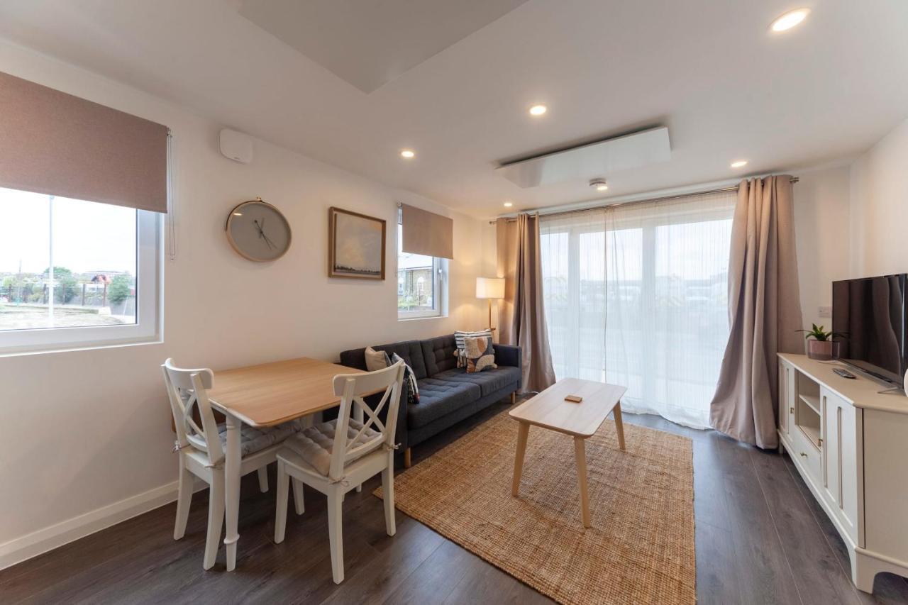Contemporary 1 Bedroom Apartment In Ashford Άσφορντ Εξωτερικό φωτογραφία