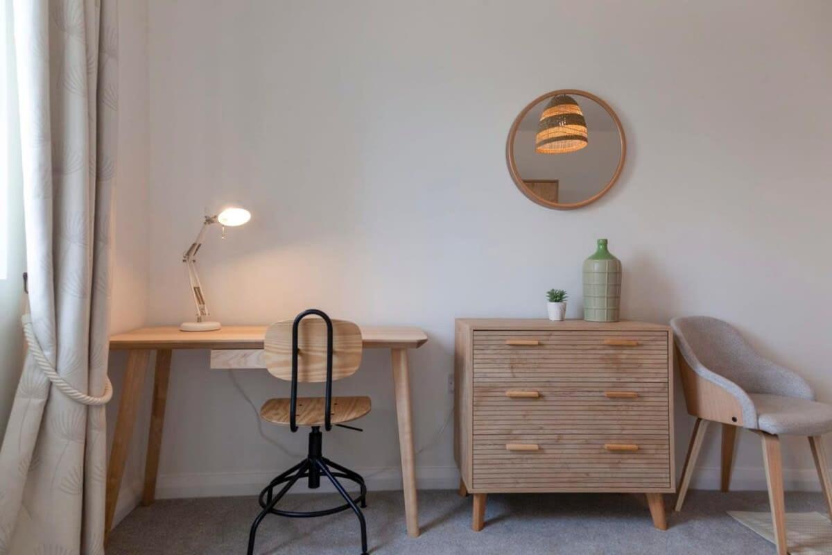Contemporary 1 Bedroom Apartment In Ashford Άσφορντ Εξωτερικό φωτογραφία