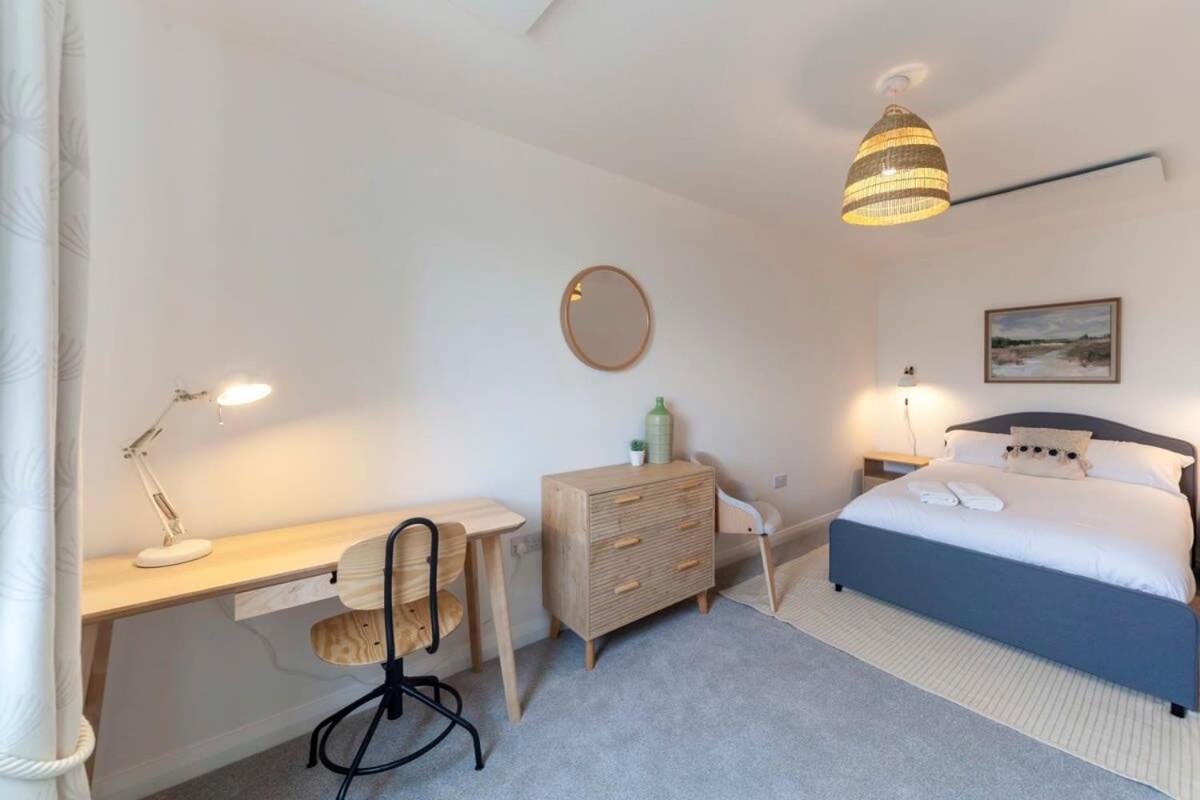Contemporary 1 Bedroom Apartment In Ashford Άσφορντ Εξωτερικό φωτογραφία
